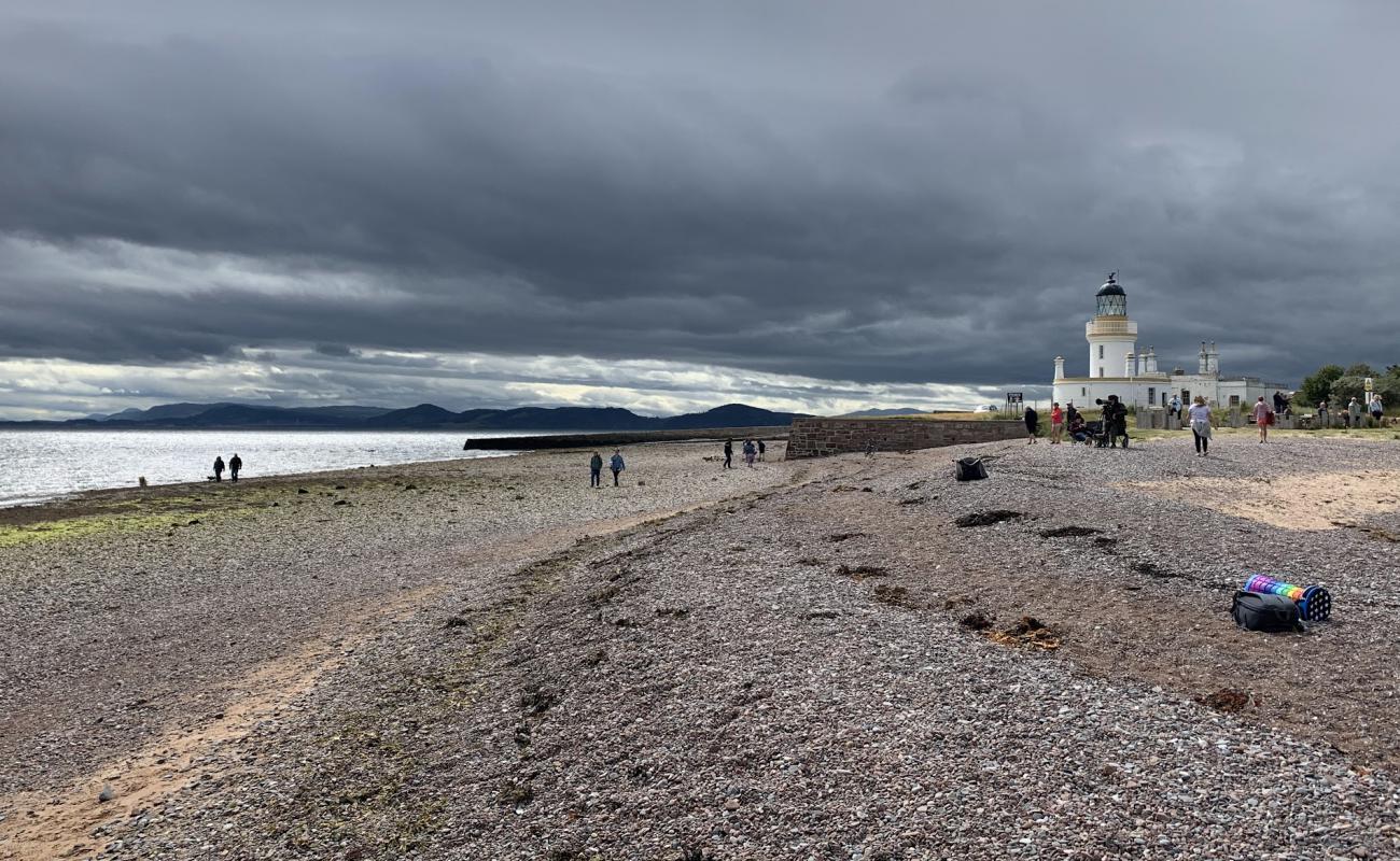 Chanonry Point Beach'in fotoğrafı gri kum ve çakıl yüzey ile