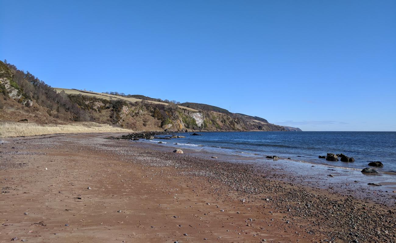 Rosemarkie Beach Caves'in fotoğrafı bej kum ve kayalar yüzey ile