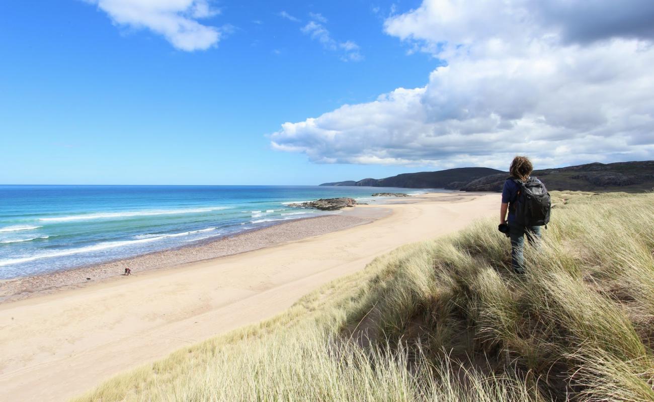 Sandwood Bay Beach'in fotoğrafı parlak kum yüzey ile