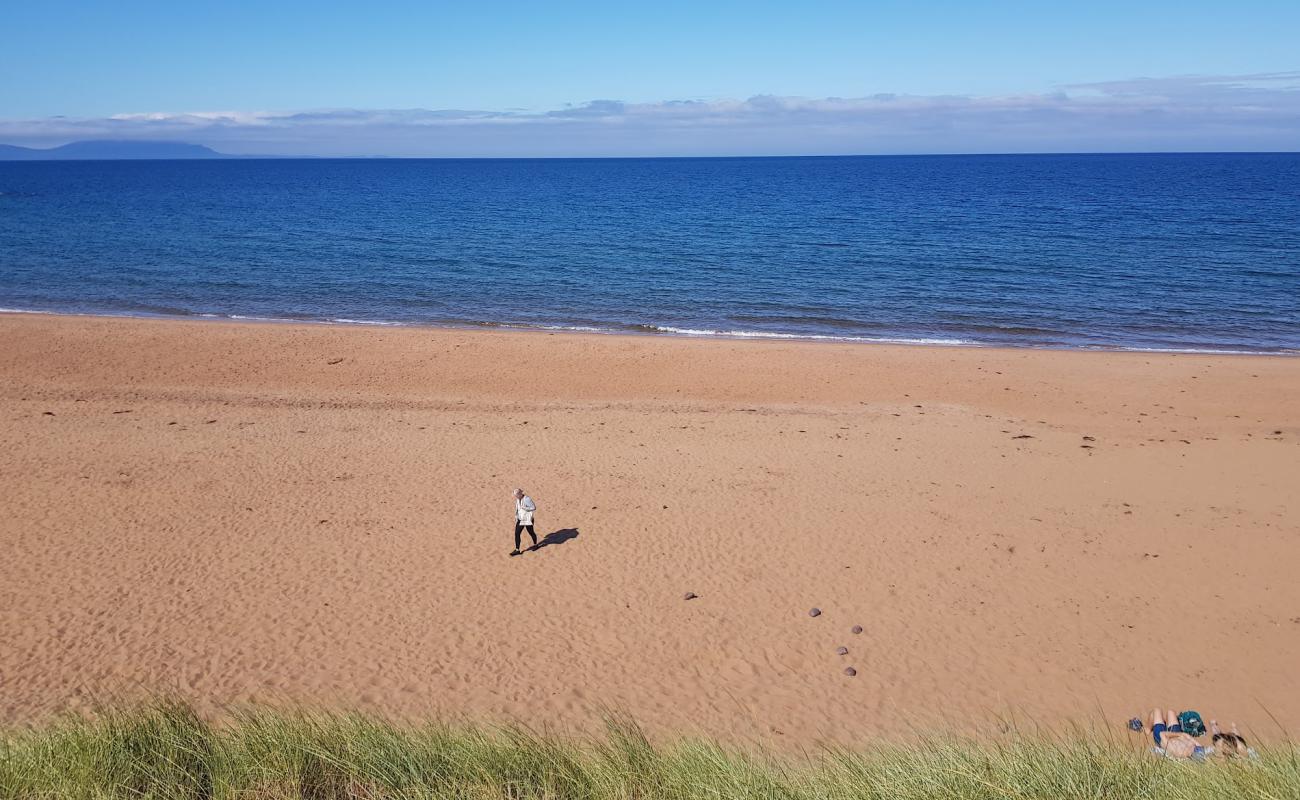 Red point beach'in fotoğrafı parlak kum yüzey ile