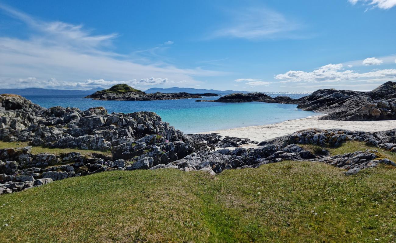 Rhu Point Beach'in fotoğrafı açık bej kum yüzey ile