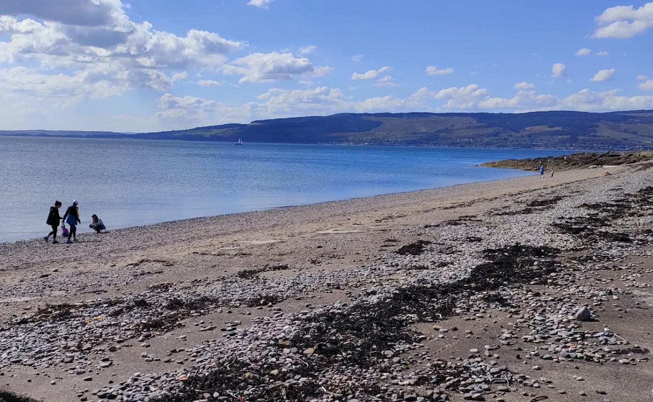 Wemyss Bay Beach'in fotoğrafı gri kum ve çakıllar yüzey ile