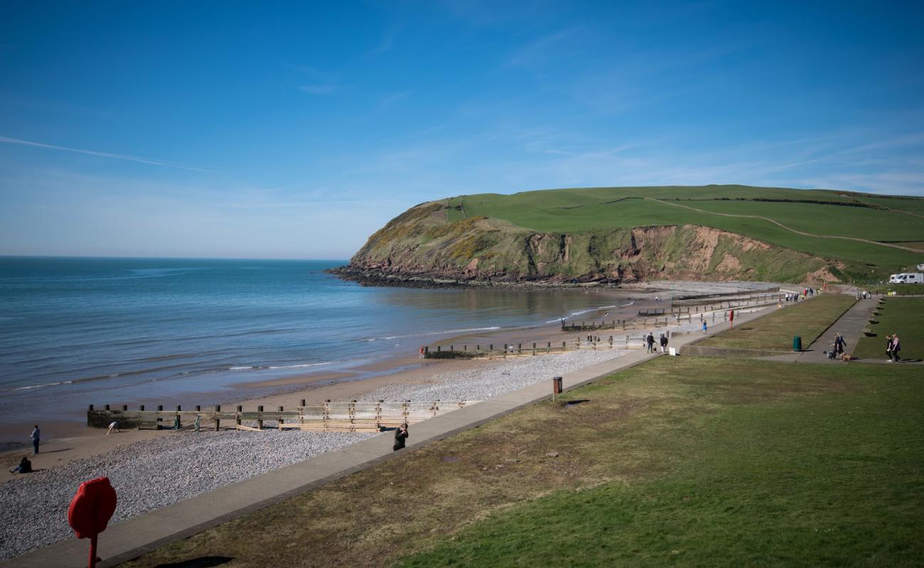 St. Bees Beach Seafront'in fotoğrafı gri çakıl taşı yüzey ile