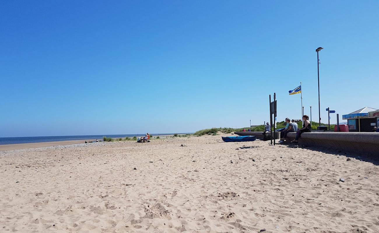 Kinmel Bay Beach'in fotoğrafı açık bej kum yüzey ile