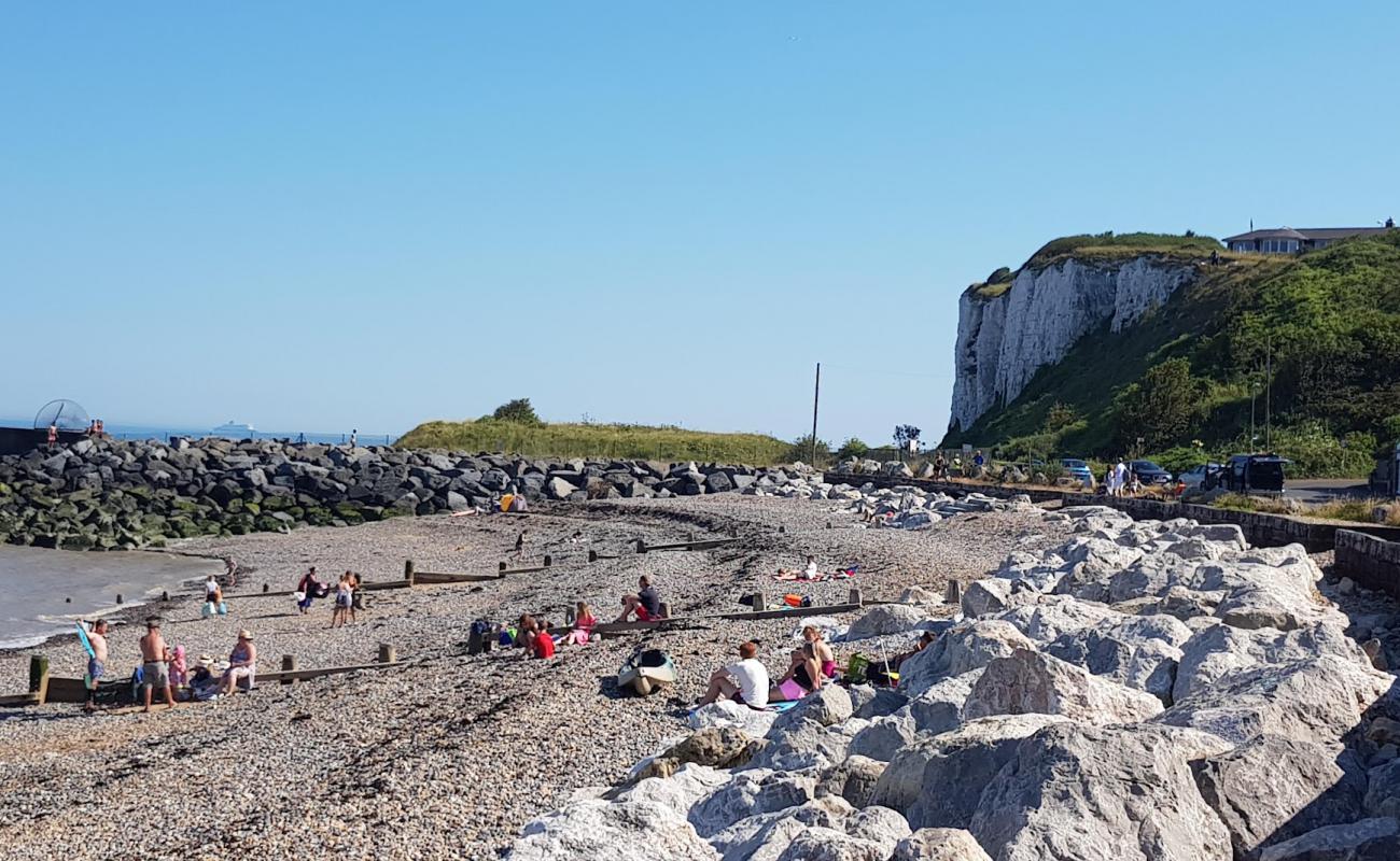 Kingsdown Plajı'in fotoğrafı gri ince çakıl taş yüzey ile