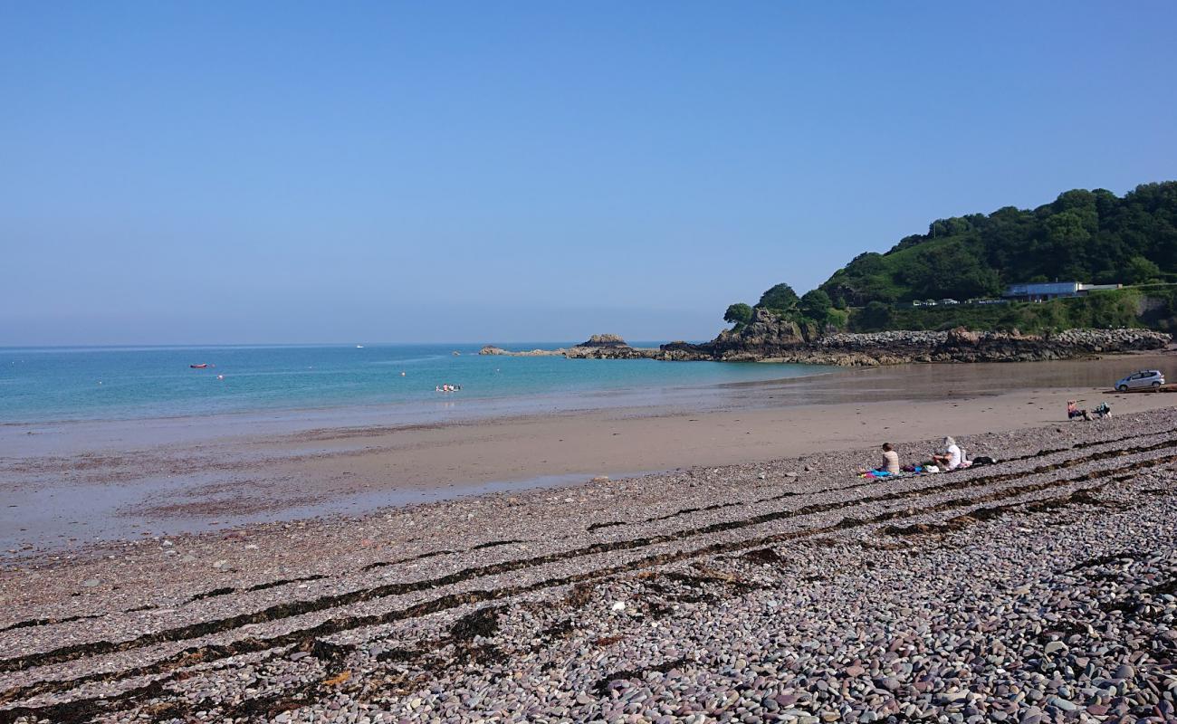 Anne Beach'in fotoğrafı taşlı kum yüzey ile