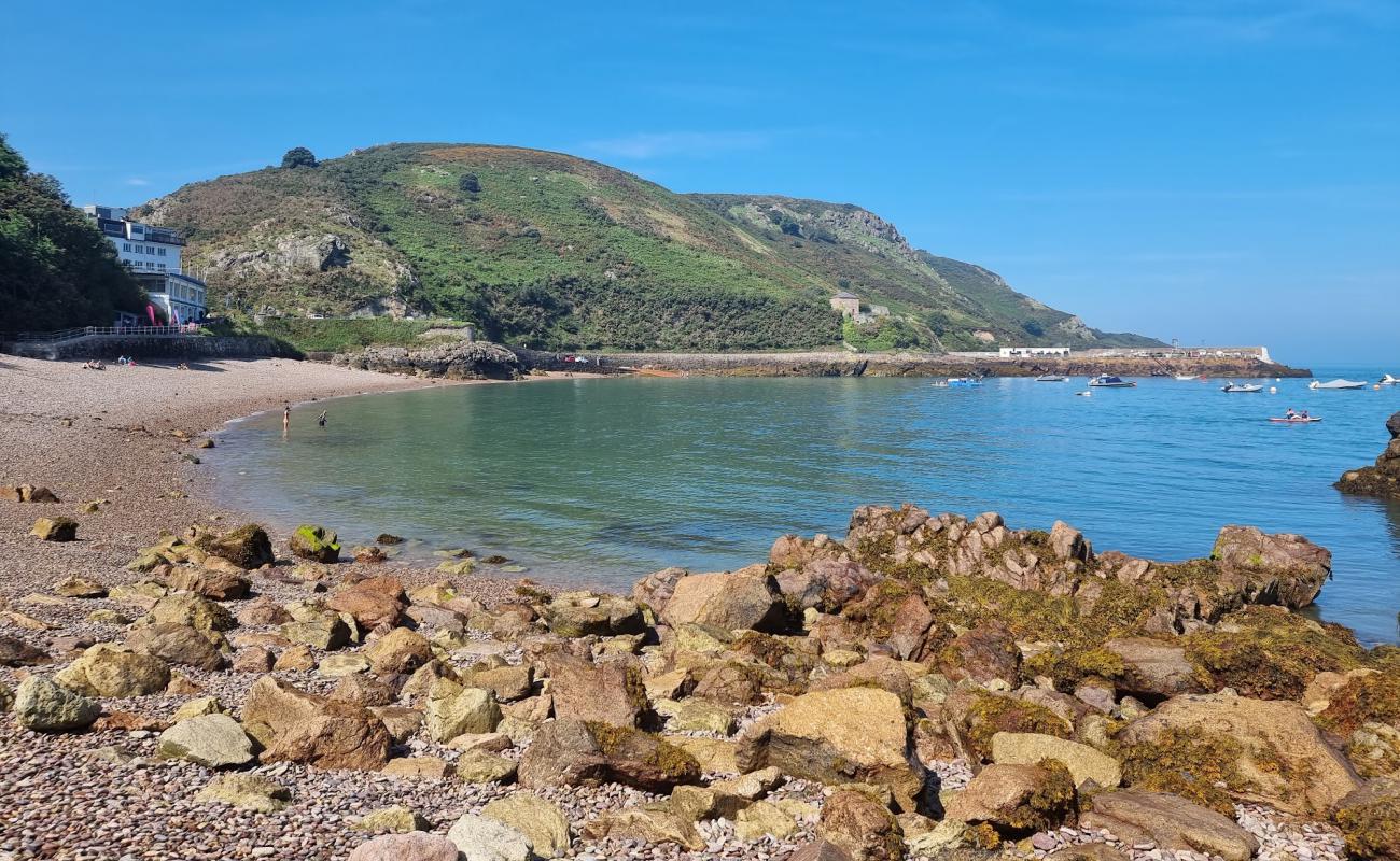 Bouley Bay Dive Centre'in fotoğrafı gri çakıl taşı yüzey ile