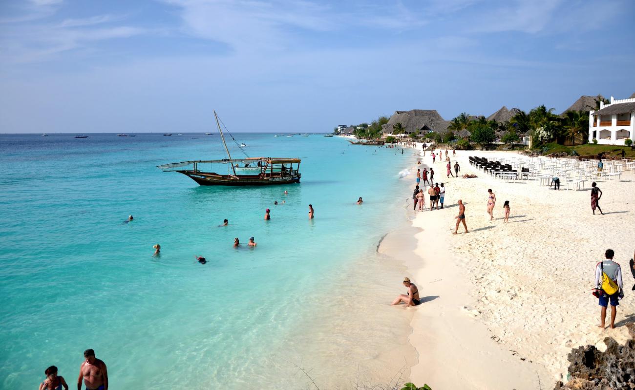 Royal Beach'in fotoğrafı beyaz ince kum yüzey ile