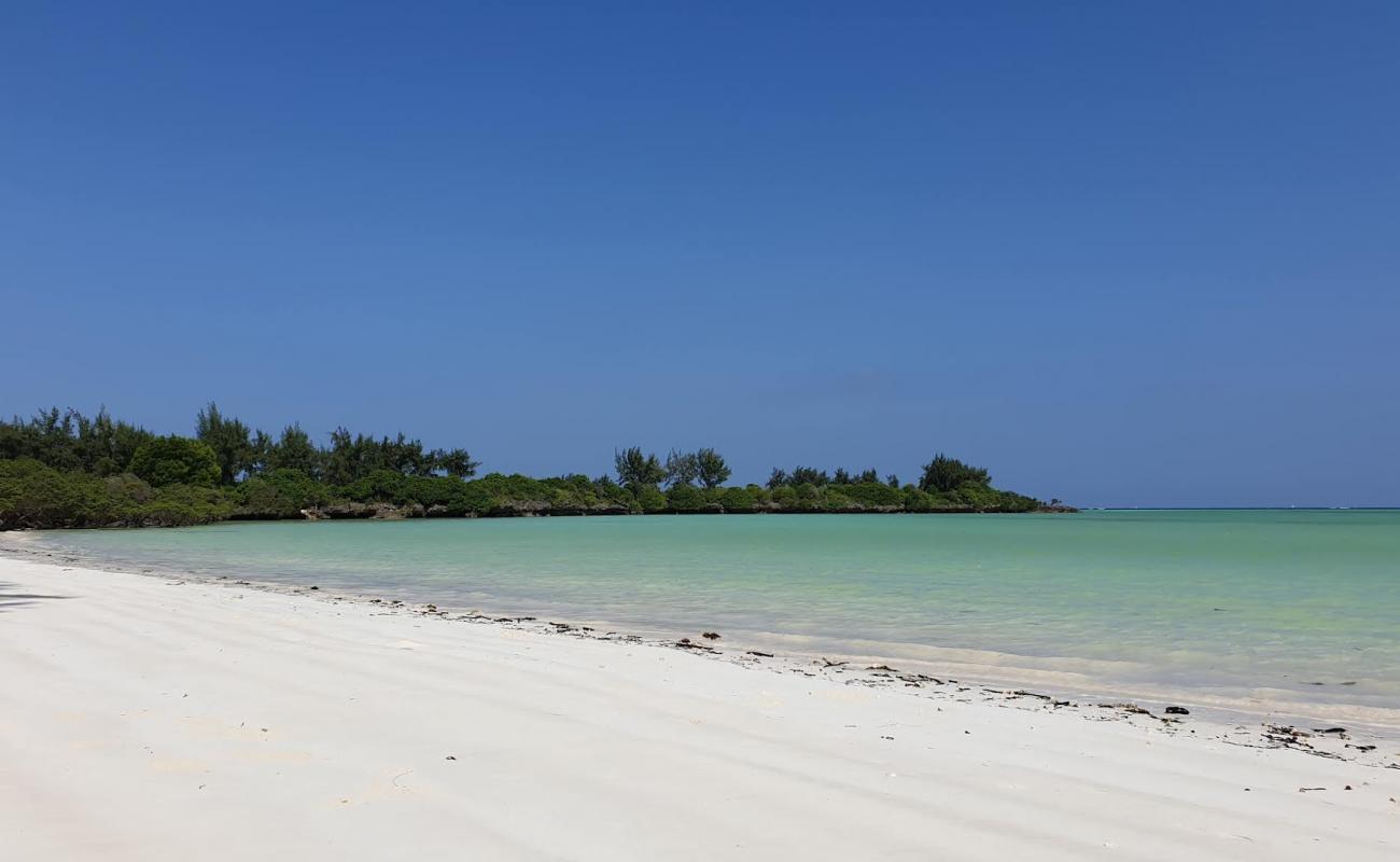 Pemba Beach'in fotoğrafı beyaz ince kum yüzey ile