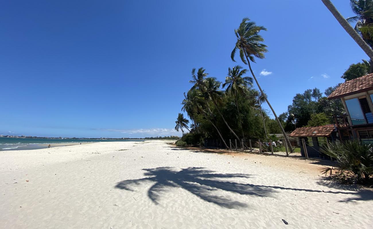 Kawe Beach'in fotoğrafı parlak kum yüzey ile