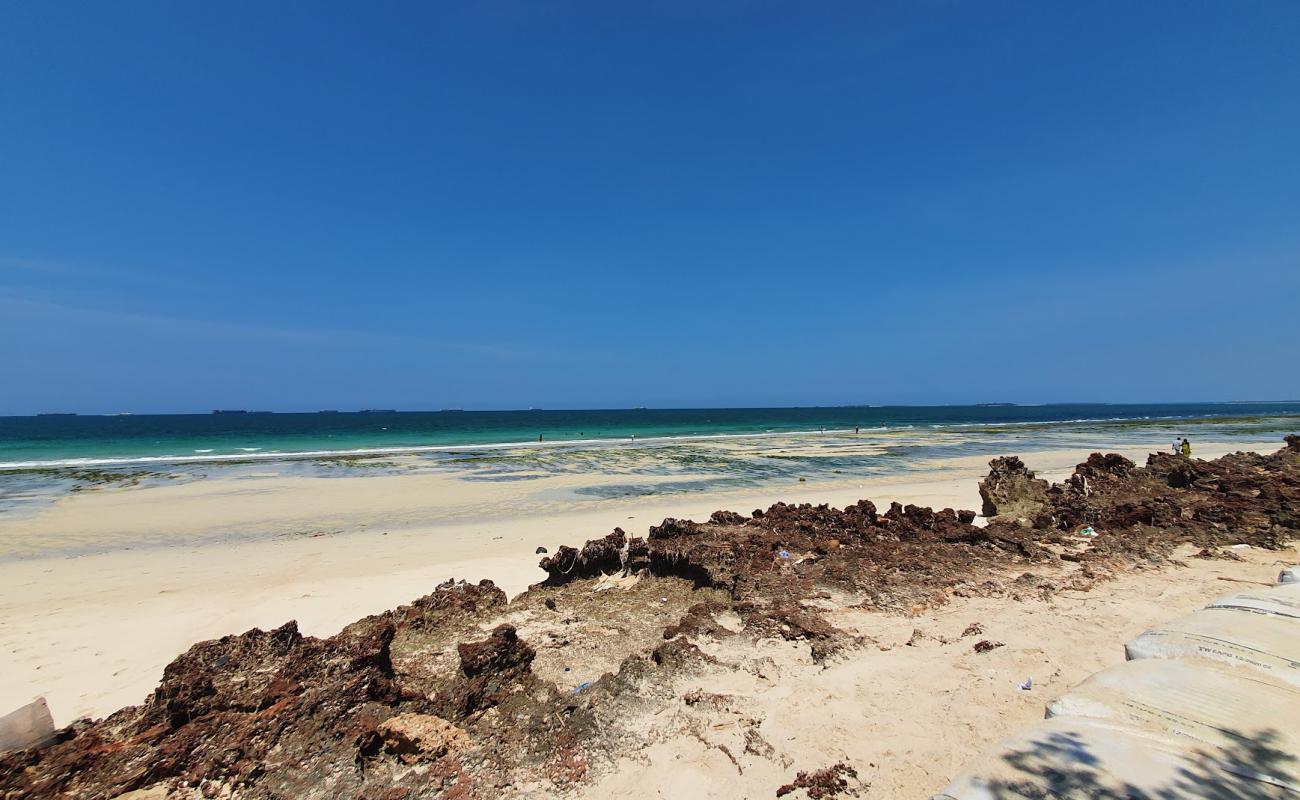 Coco Beach'in fotoğrafı parlak kum yüzey ile