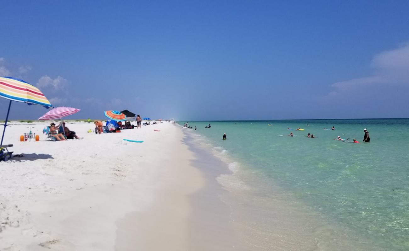 Opal Beach'in fotoğrafı beyaz ince kum yüzey ile