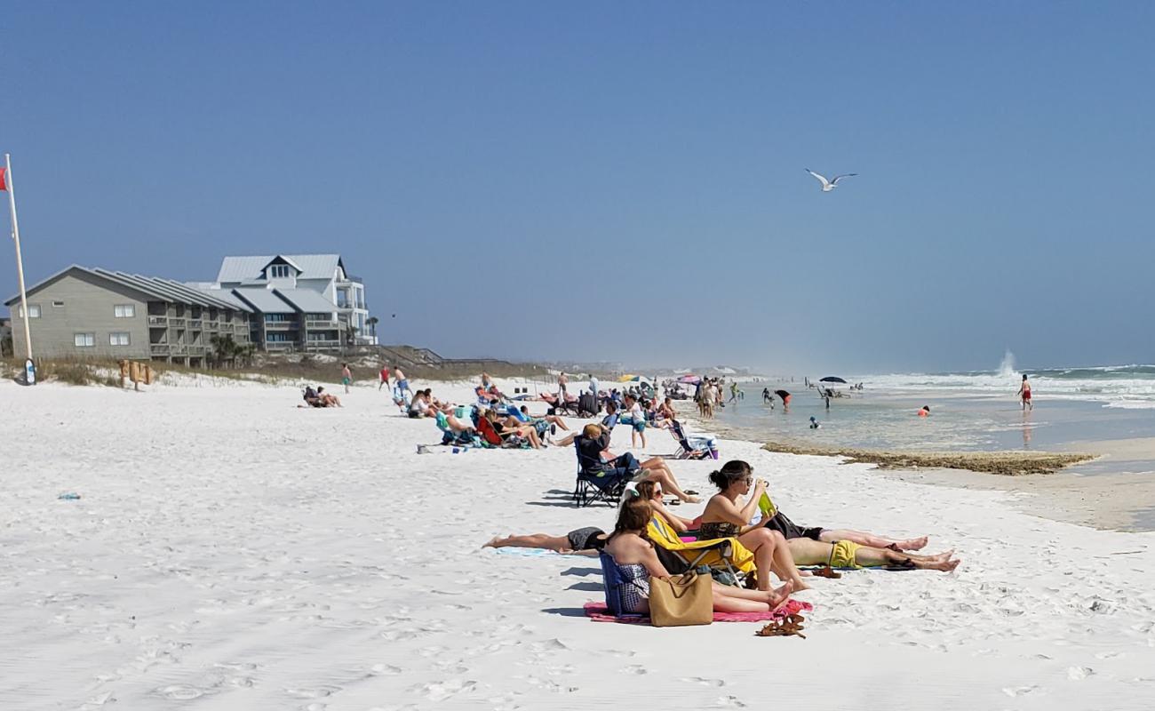 Walton Dunes Beach'in fotoğrafı i̇nce beyaz kum yüzey ile