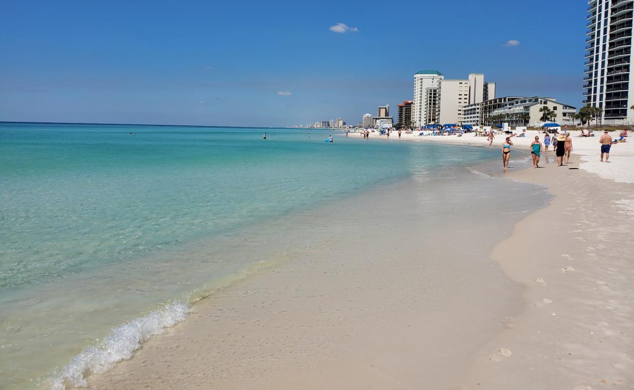 Aşağı Grand Lagoon Plajı'in fotoğrafı i̇nce beyaz kum yüzey ile