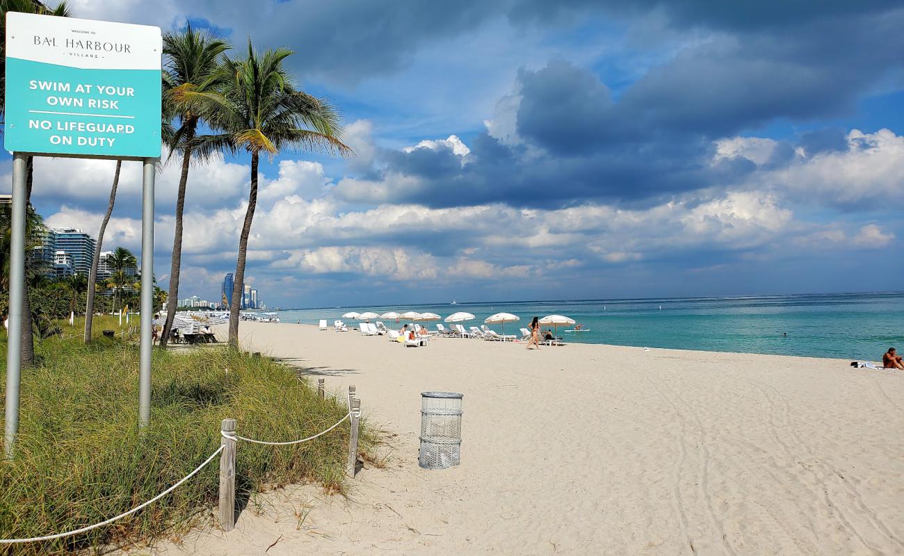 Bal Harbour beach'in fotoğrafı parlak kum yüzey ile