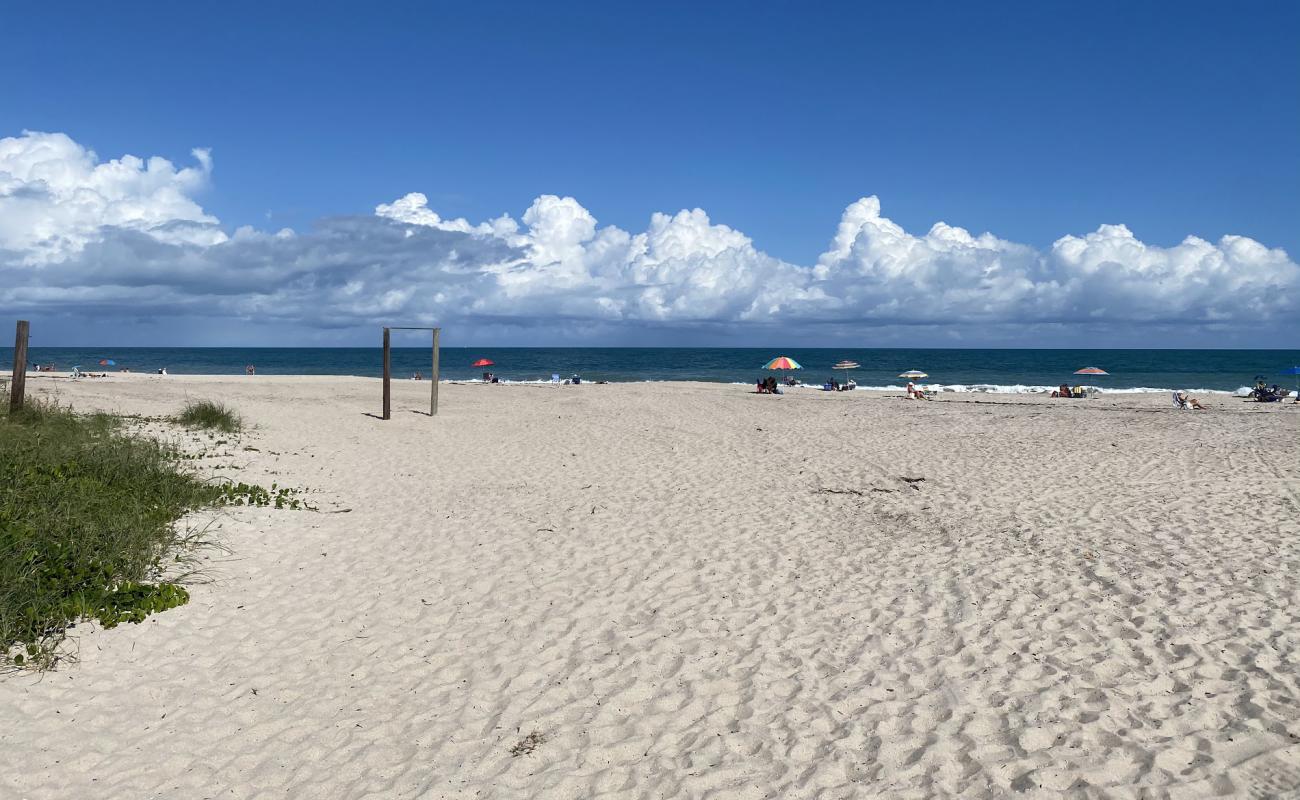 South beach'in fotoğrafı açık bej kum yüzey ile