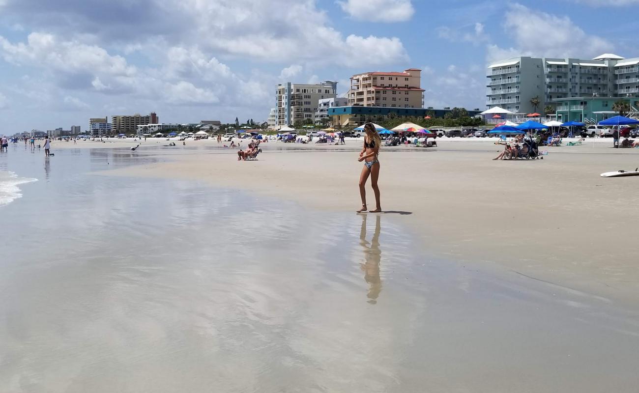Flagler Av. Boardwalk'in fotoğrafı i̇nce bej kum yüzey ile