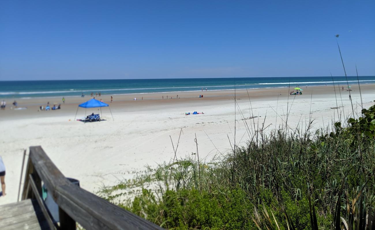 Wilbur beach'in fotoğrafı i̇nce bej kum yüzey ile