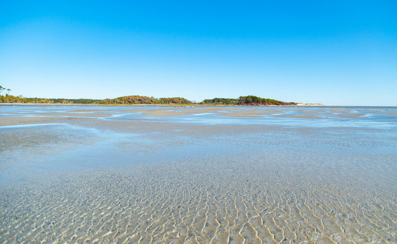 Cherry Grove Point'in fotoğrafı açık bej kum yüzey ile