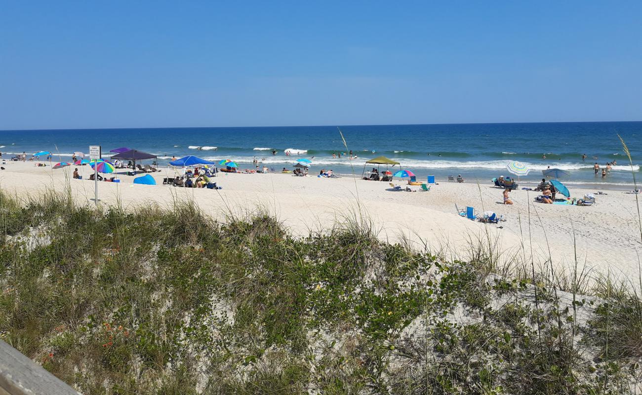 Ocean City beach'in fotoğrafı parlak kum yüzey ile