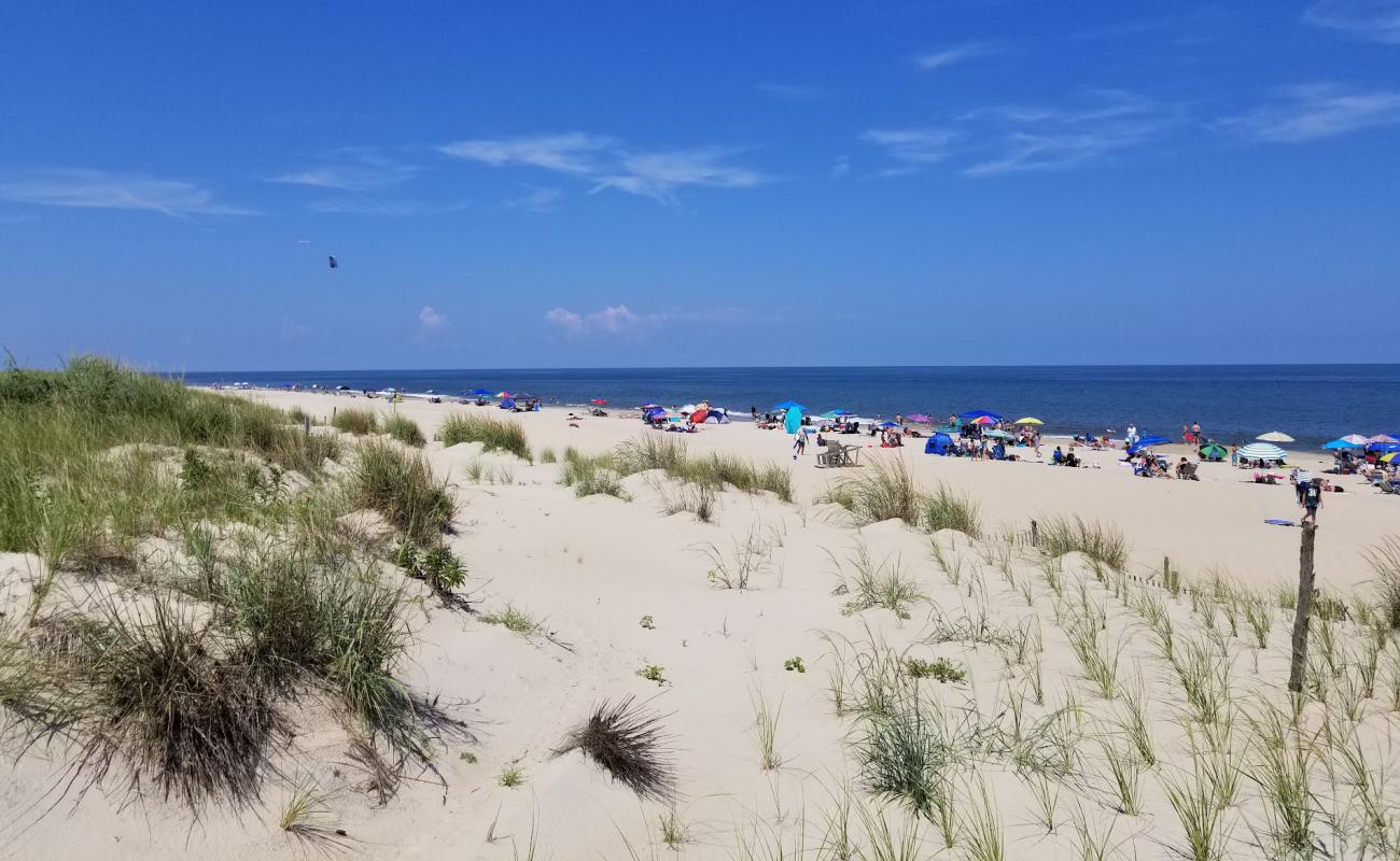 Towers Beach'in fotoğrafı parlak kum yüzey ile