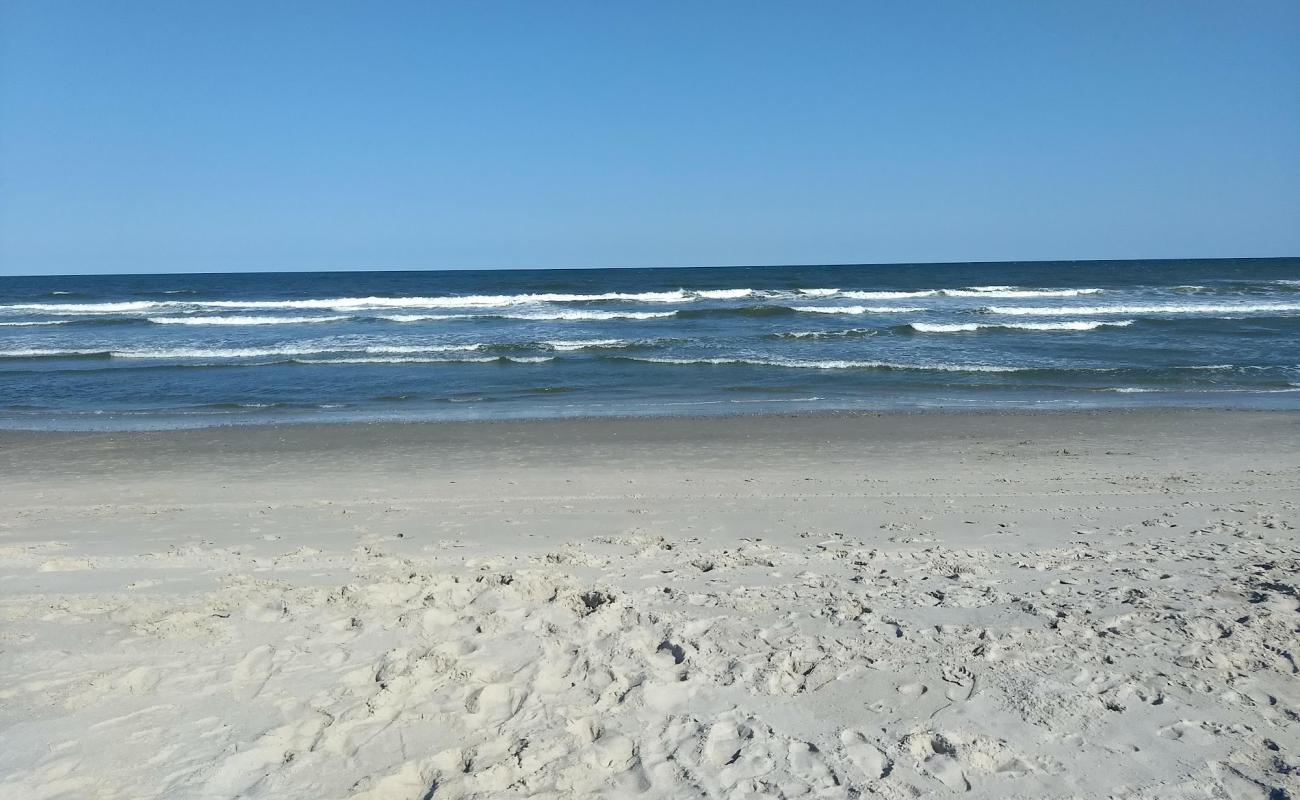 Strathmere Beach'in fotoğrafı gri kum yüzey ile