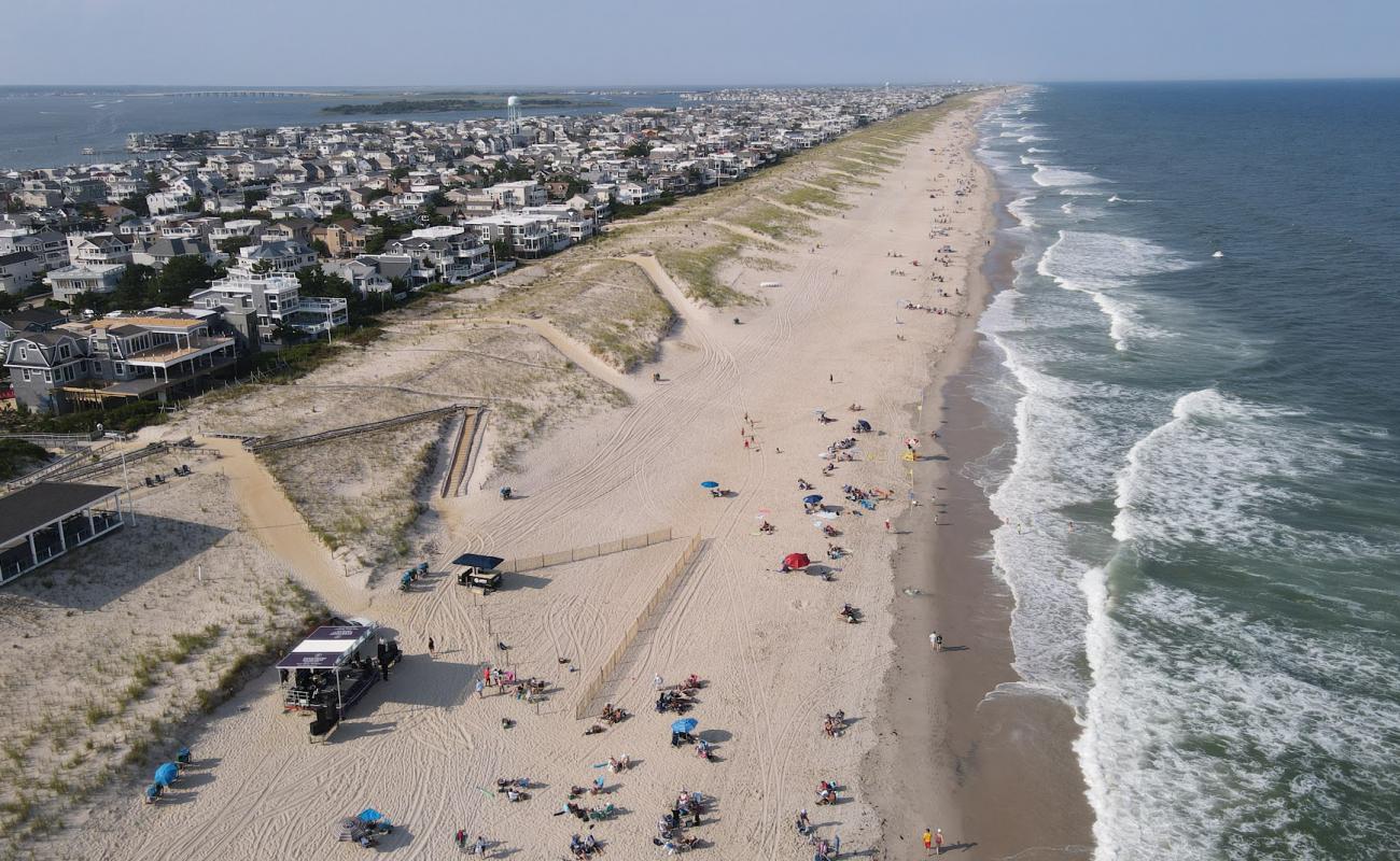 Surf City beach'in fotoğrafı açık bej kum yüzey ile
