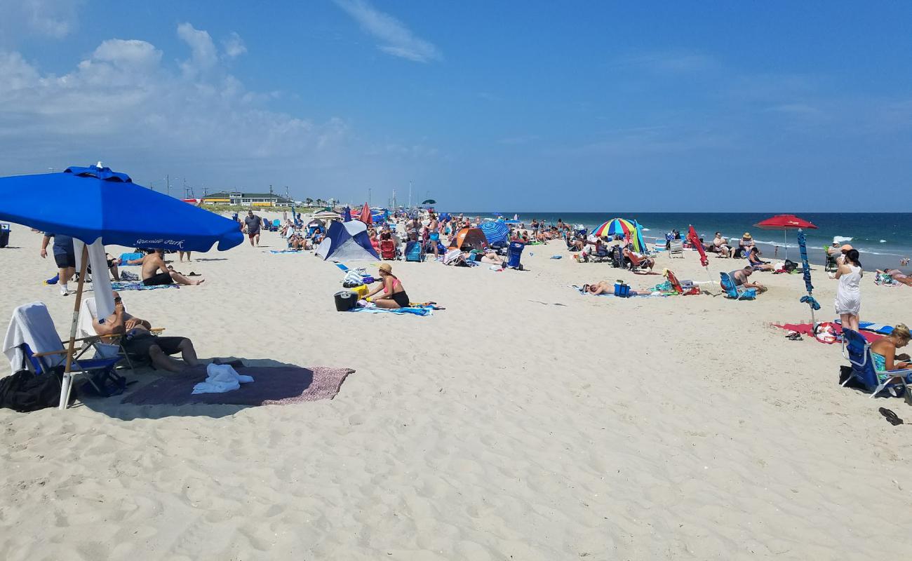 Seaside Park Beach'in fotoğrafı açık bej kum yüzey ile