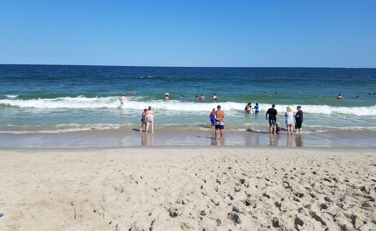 Lavallette Beach I'in fotoğrafı açık bej kum yüzey ile