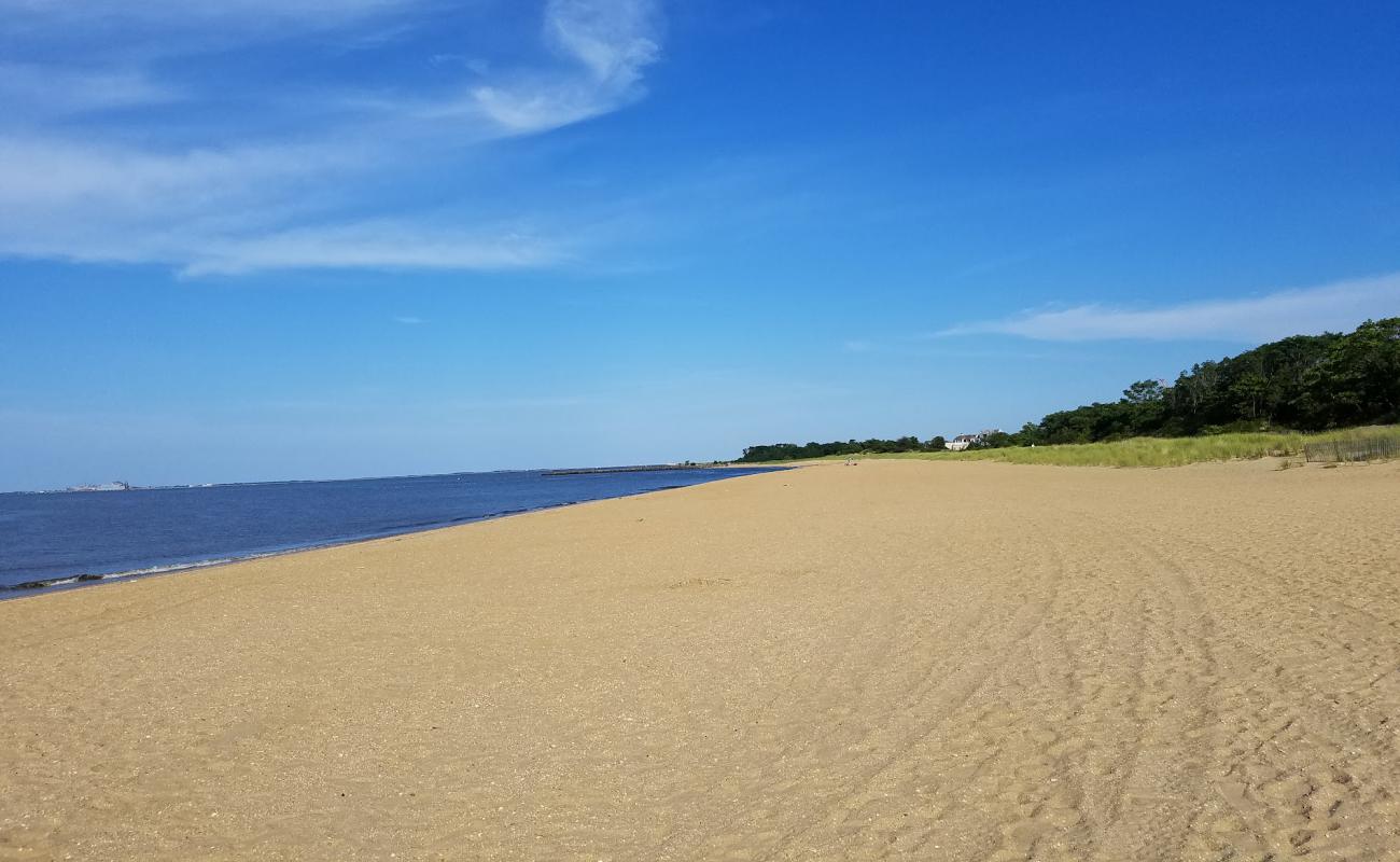 Keansburg Beach'in fotoğrafı parlak kum yüzey ile