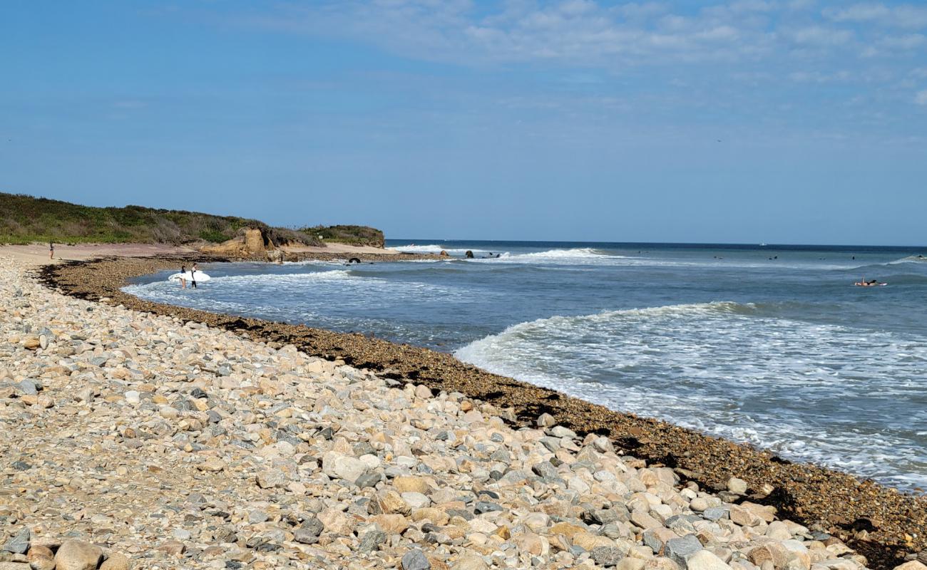 Montauk Lighthouse'in fotoğrafı küçük bej çakıl yüzey ile