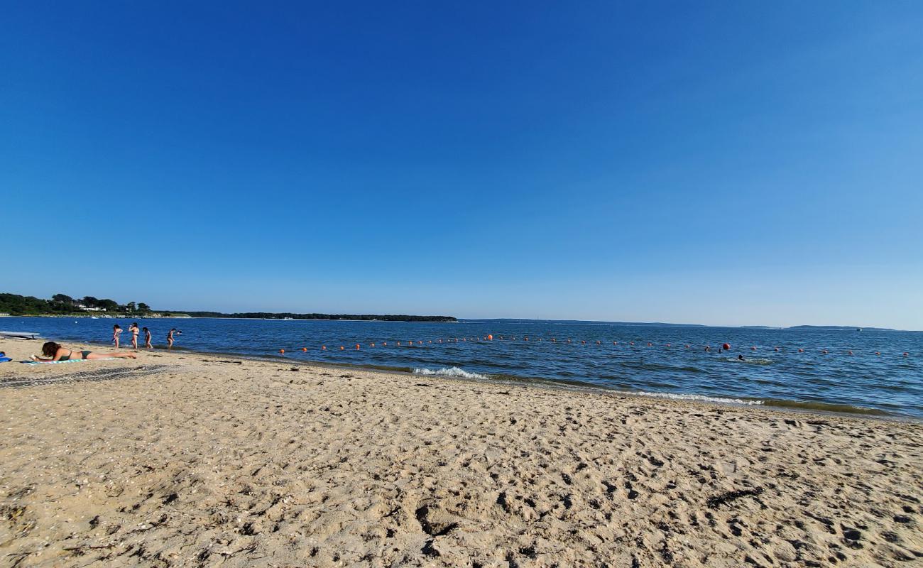 Wades Beach'in fotoğrafı parlak kum yüzey ile