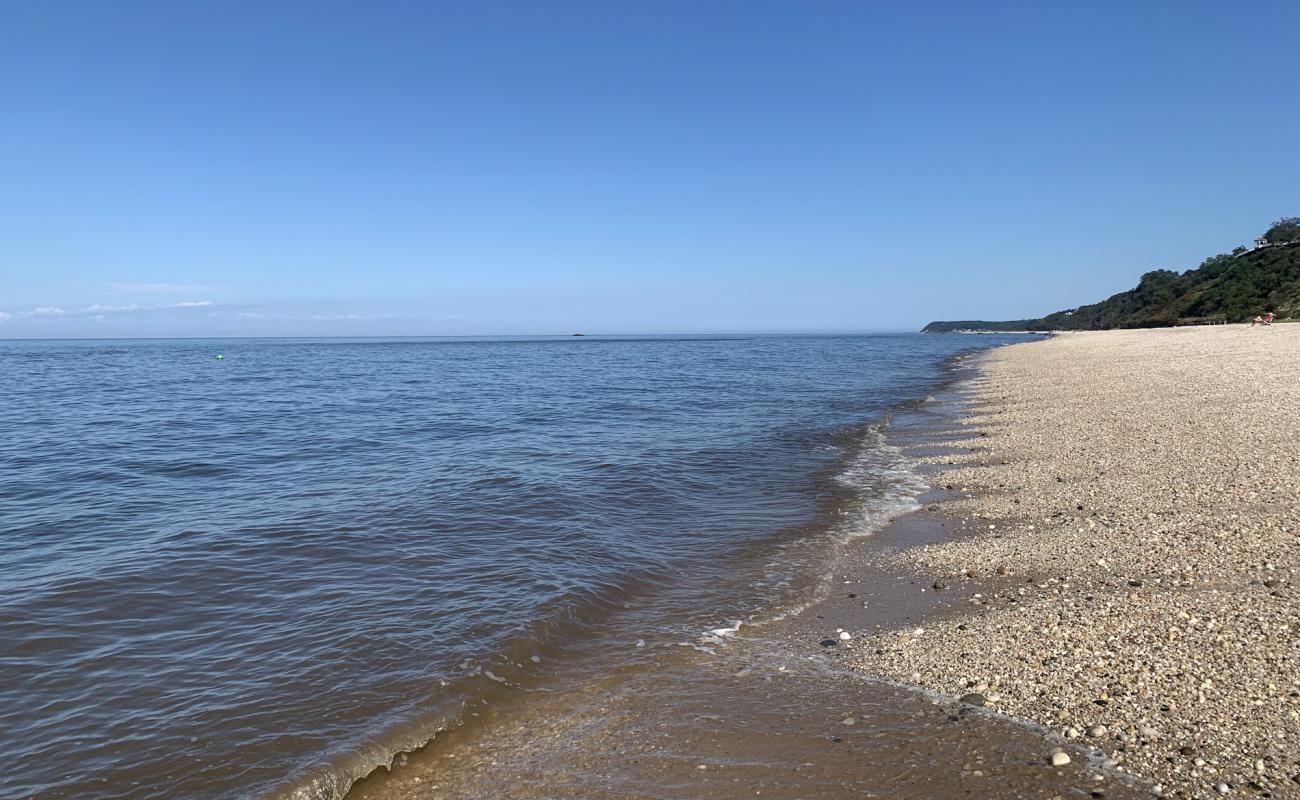 North Shore Beach'in fotoğrafı hafif ince çakıl taş yüzey ile