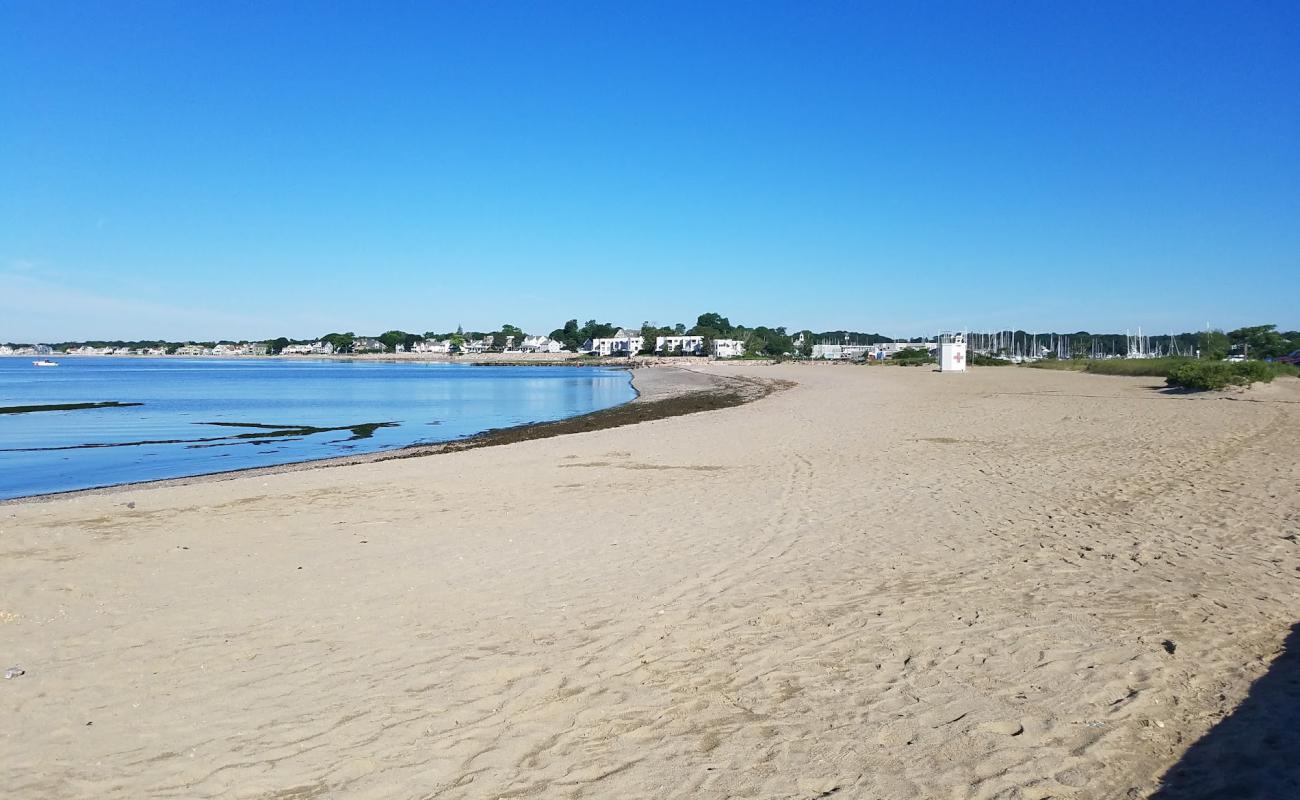 Gulf Beach'in fotoğrafı çakıl ile kum yüzey ile