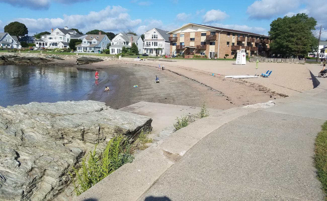 Anchor Beach'in fotoğrafı açık bej kum yüzey ile