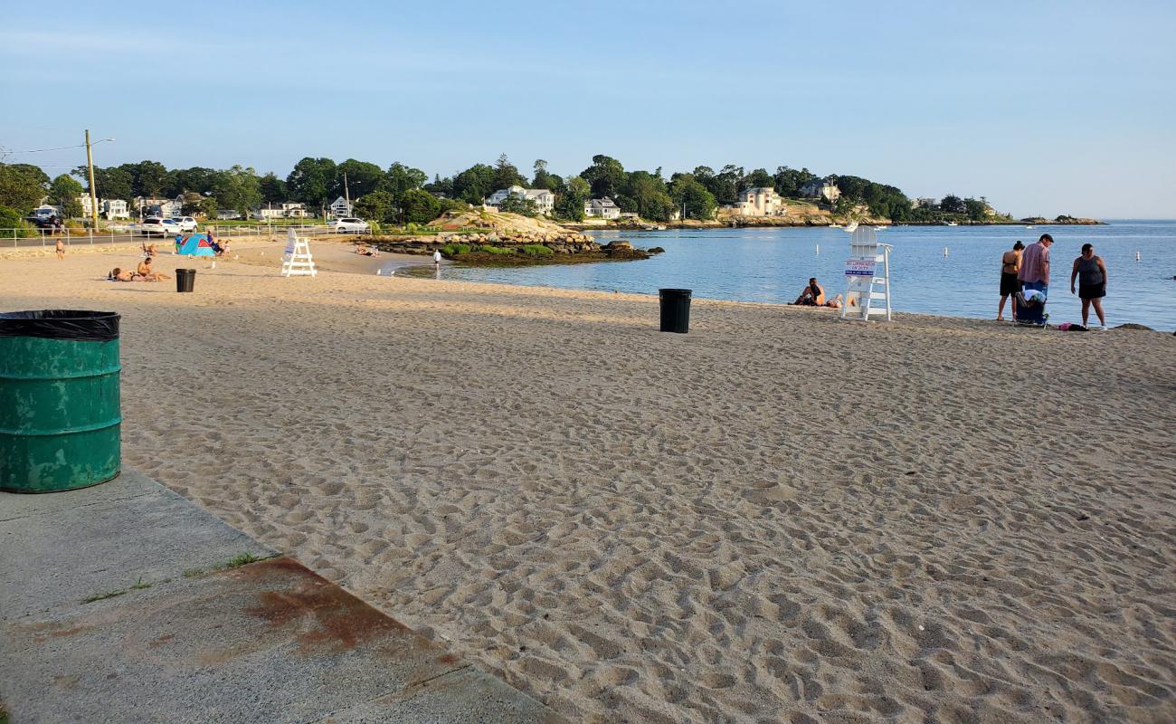 Parker Park Beach'in fotoğrafı i̇nce bej kum yüzey ile