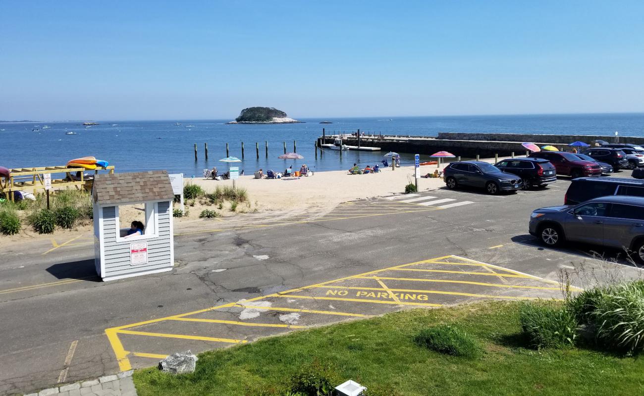 West Wharf'in fotoğrafı açık bej kum yüzey ile