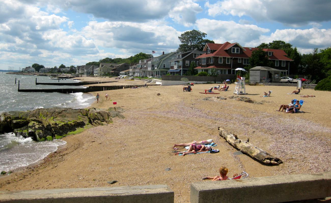 East Wharf Beach'in fotoğrafı açık bej kum yüzey ile