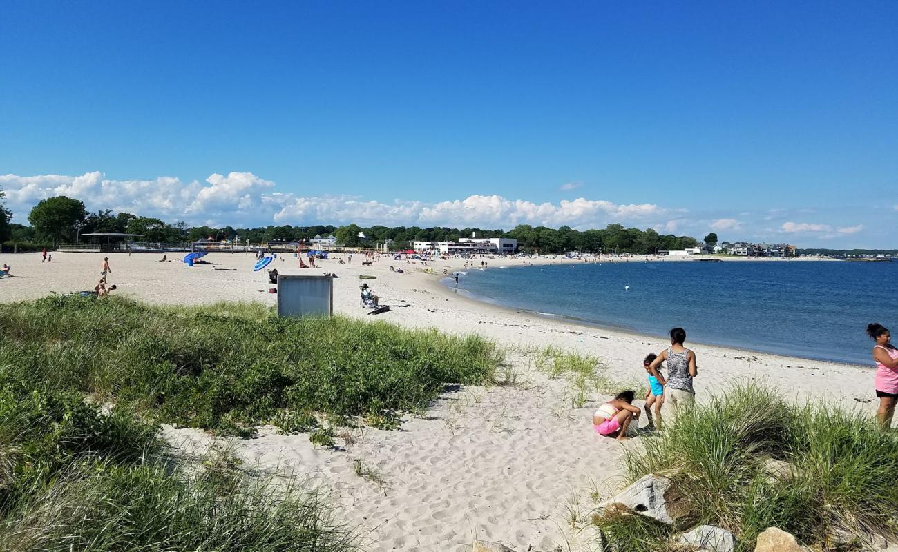 Ocean Beach'in fotoğrafı i̇nce bej kum yüzey ile