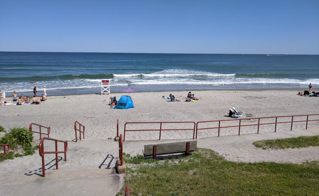 Scarborough Beach'in fotoğrafı parlak kum yüzey ile