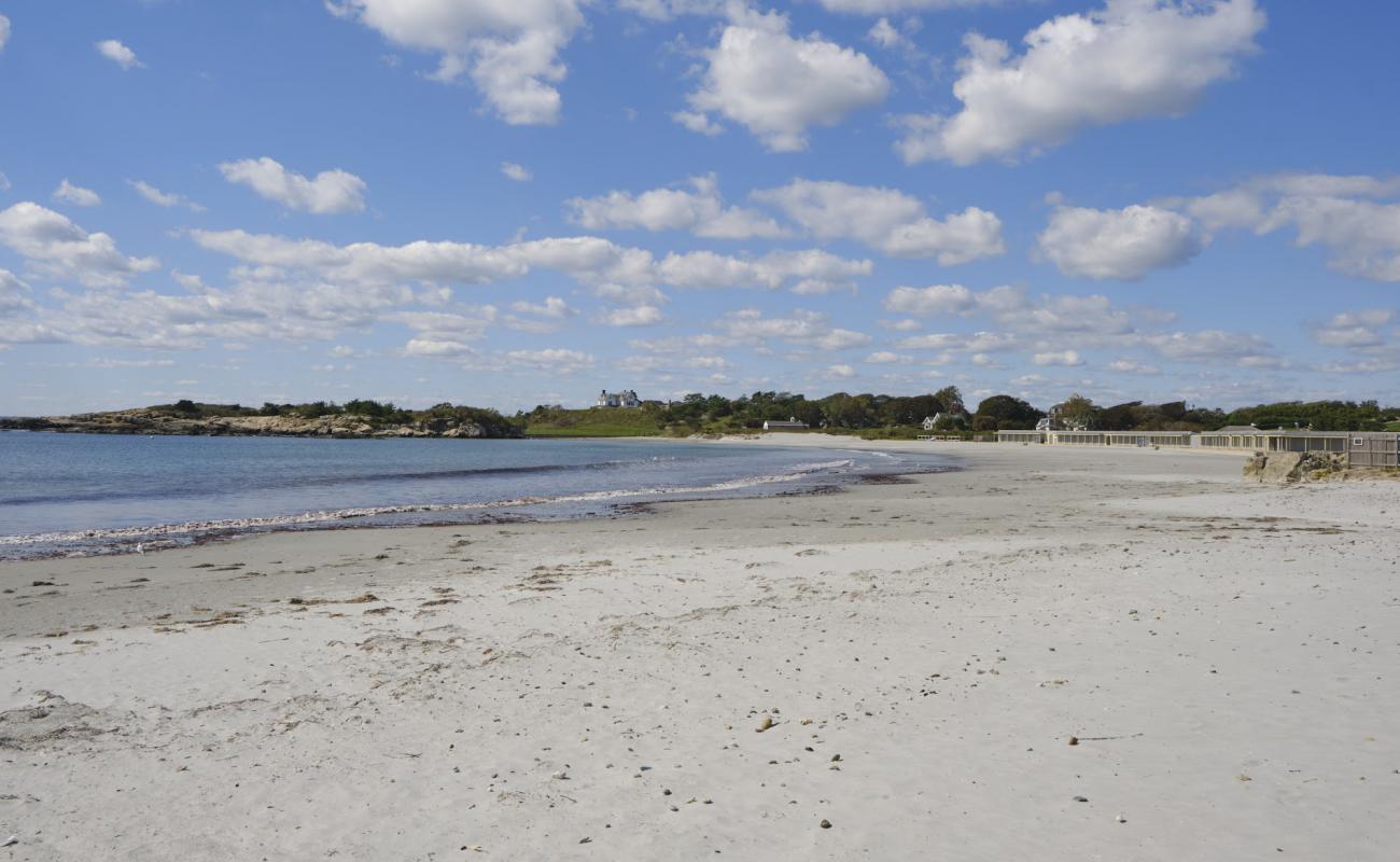 Bailey Beach'in fotoğrafı açık bej kum yüzey ile