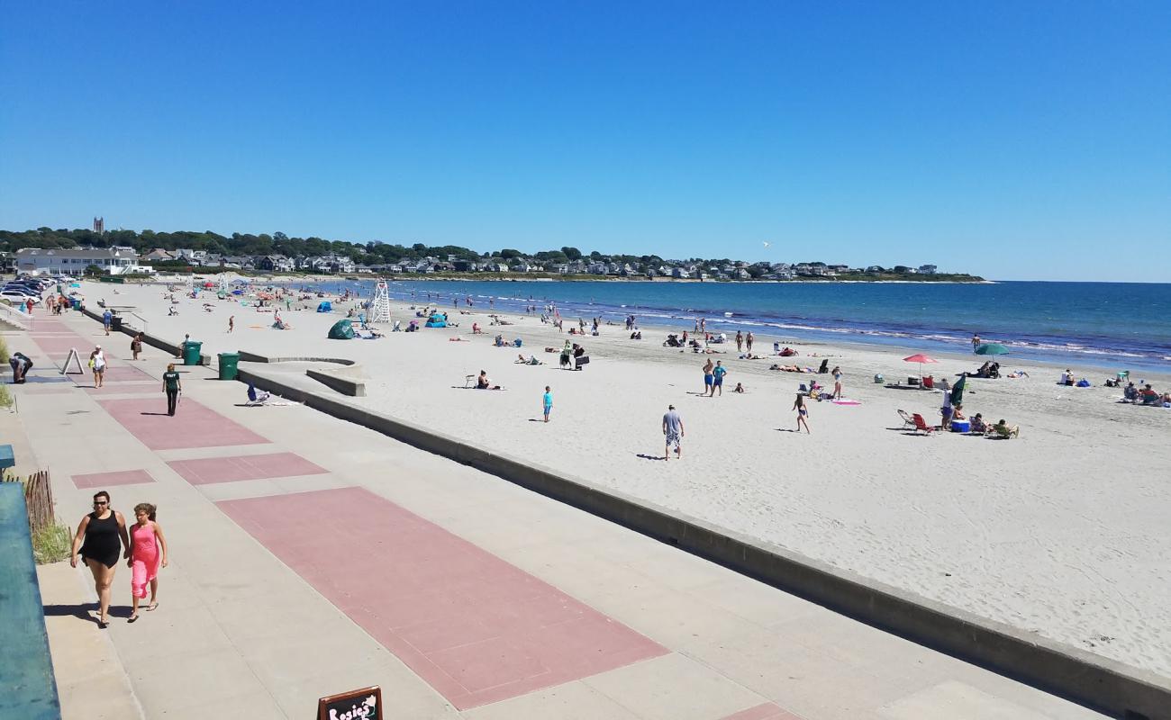 Easton's Beach'in fotoğrafı açık bej kum yüzey ile
