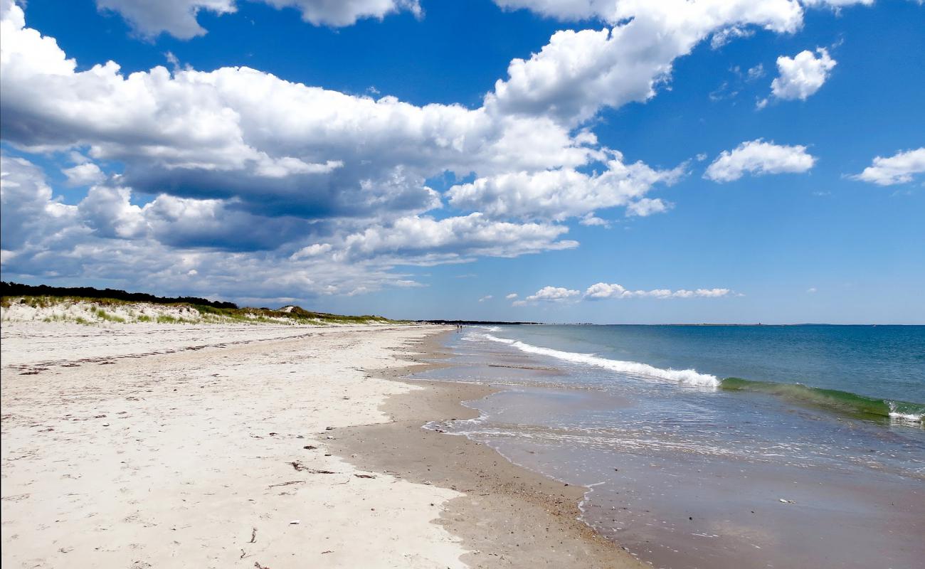 Horseneck Beach II'in fotoğrafı parlak kum yüzey ile