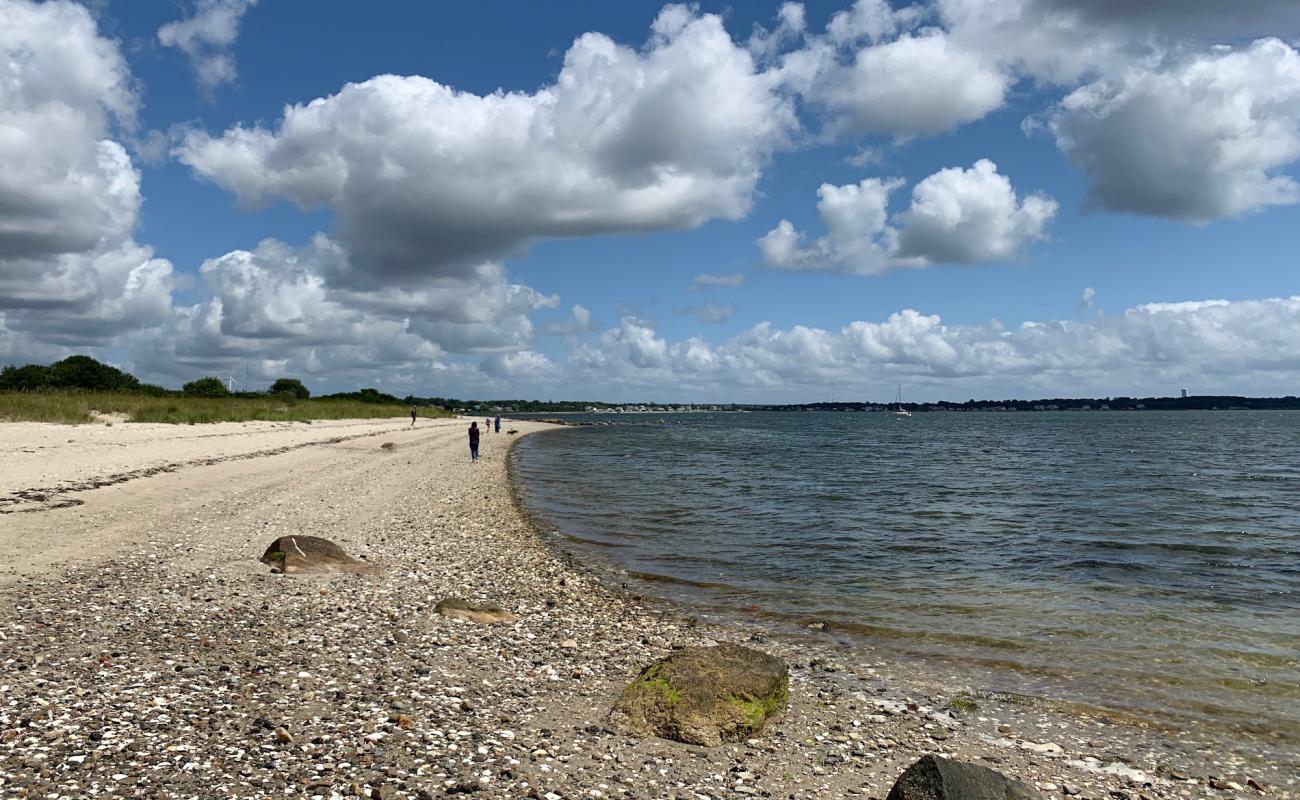 Fort Phoenix Beach'in fotoğrafı bej kum ve çakıl yüzey ile