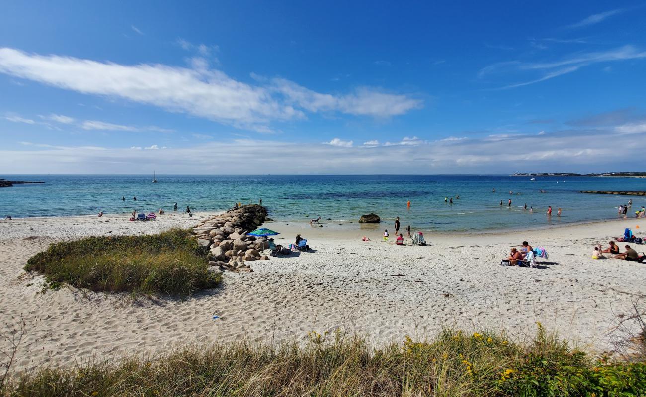Old Silver Beach'in fotoğrafı i̇nce bej kum yüzey ile