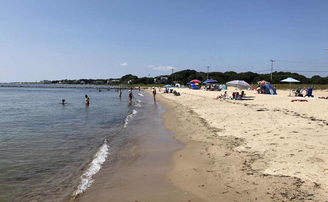 Keyes Memorial Beach'in fotoğrafı parlak kum yüzey ile