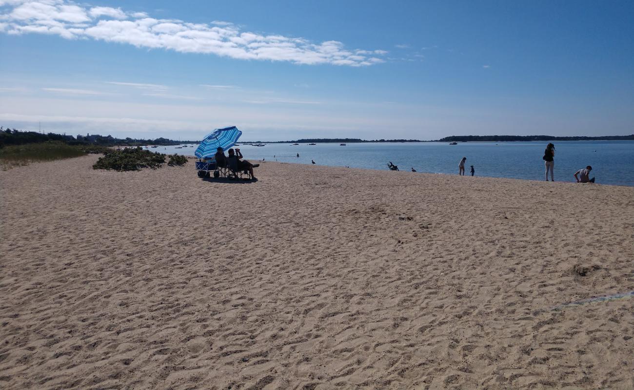 Colonial Acres Beach'in fotoğrafı parlak kum yüzey ile