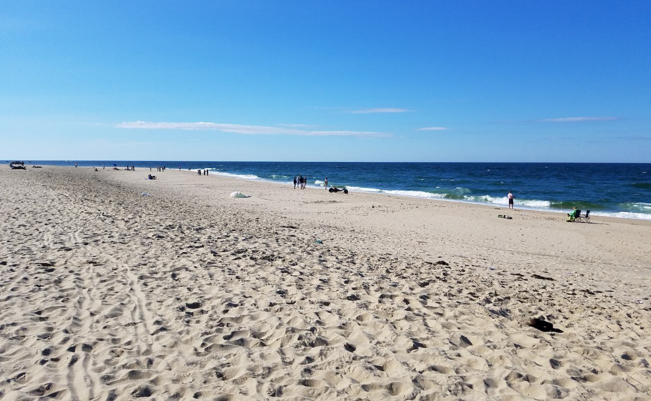 Race Point beach'in fotoğrafı açık bej kum yüzey ile
