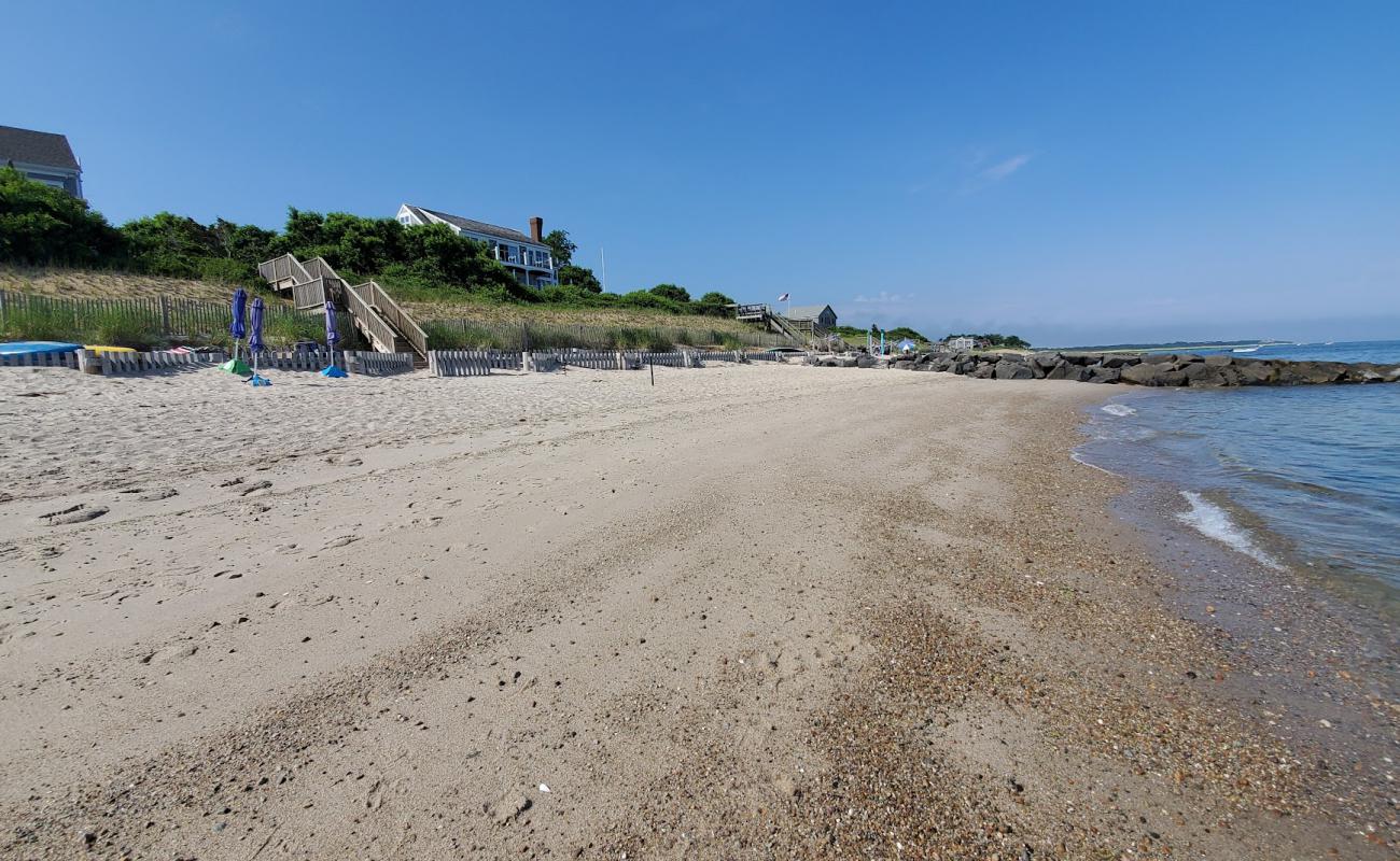 Mant's Landing beach'in fotoğrafı açık bej kum yüzey ile