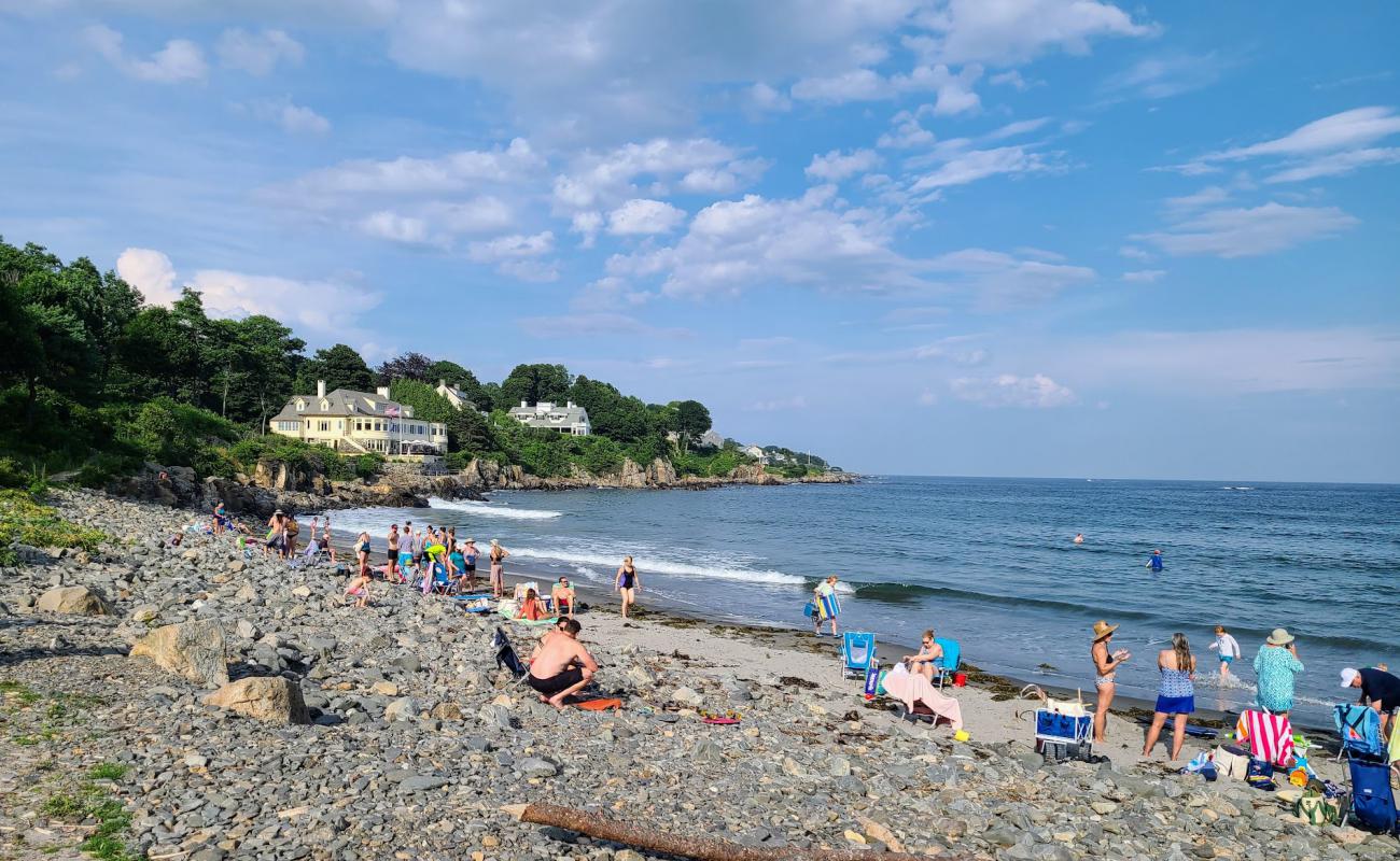 York Harbor beach'in fotoğrafı taşlı kum yüzey ile